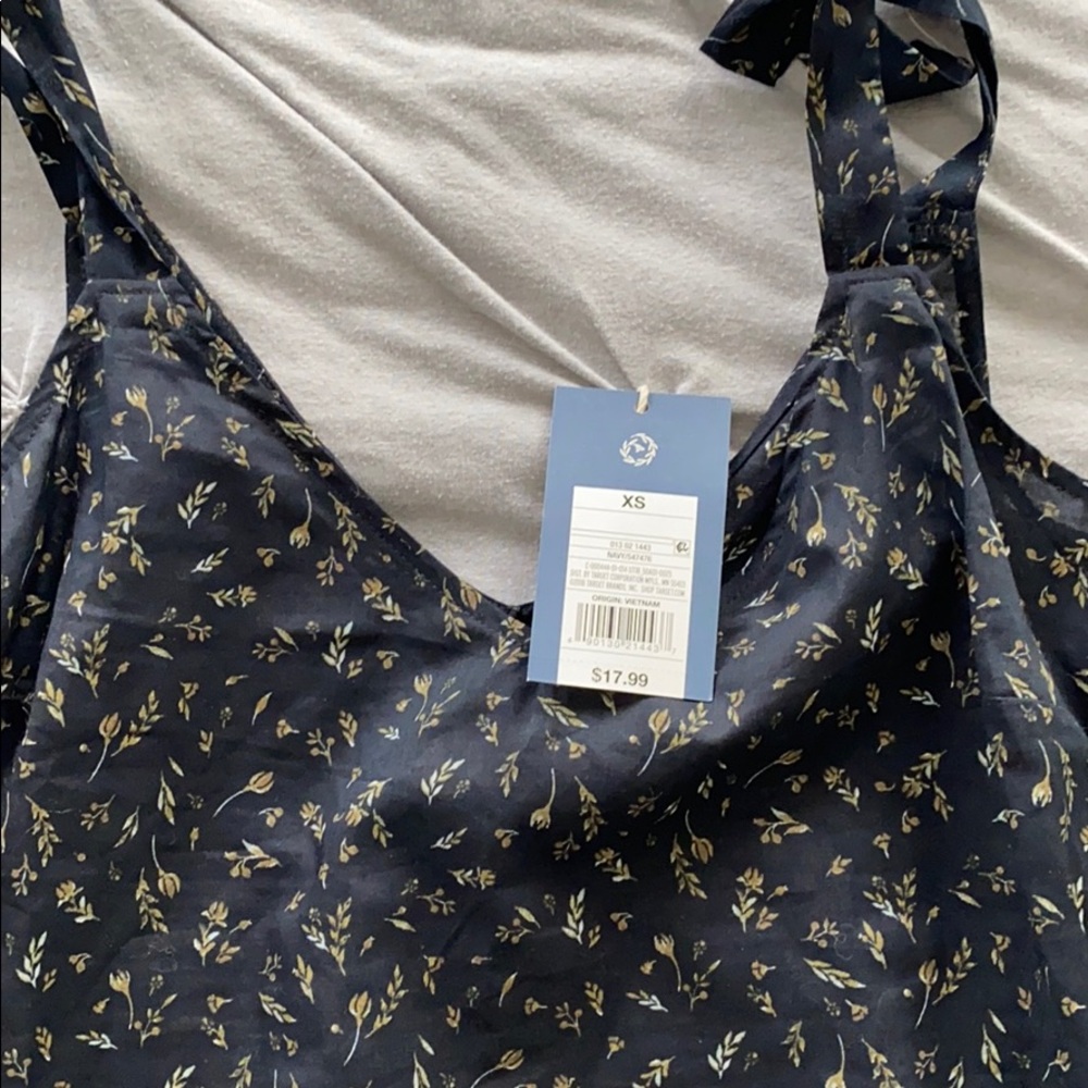 Target Tank-top - Picture 2 of 2